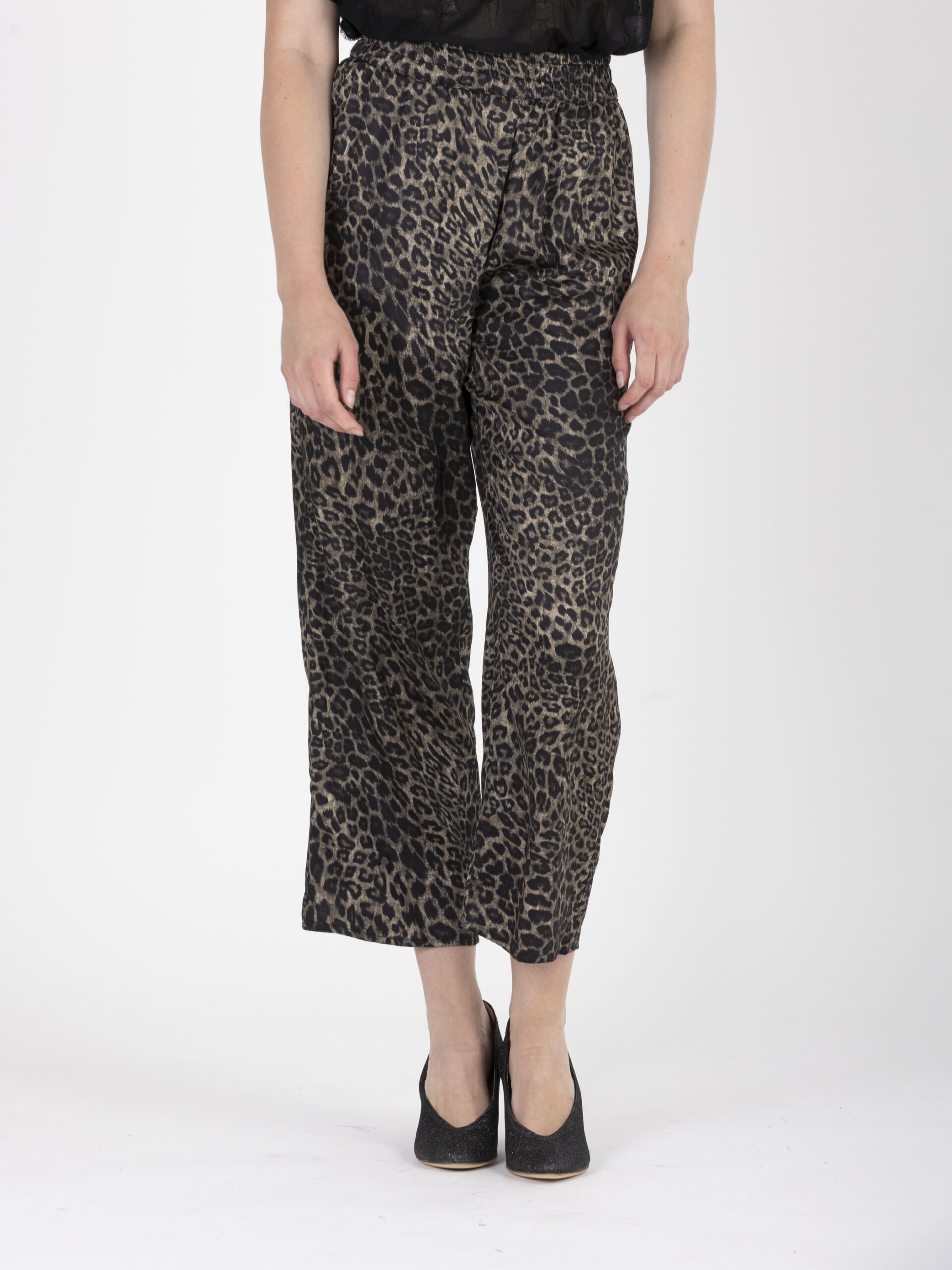 mika-leopard-viscose-relaxed-straight-pants-elastic-waist-uniforme-athens-matchboxathens