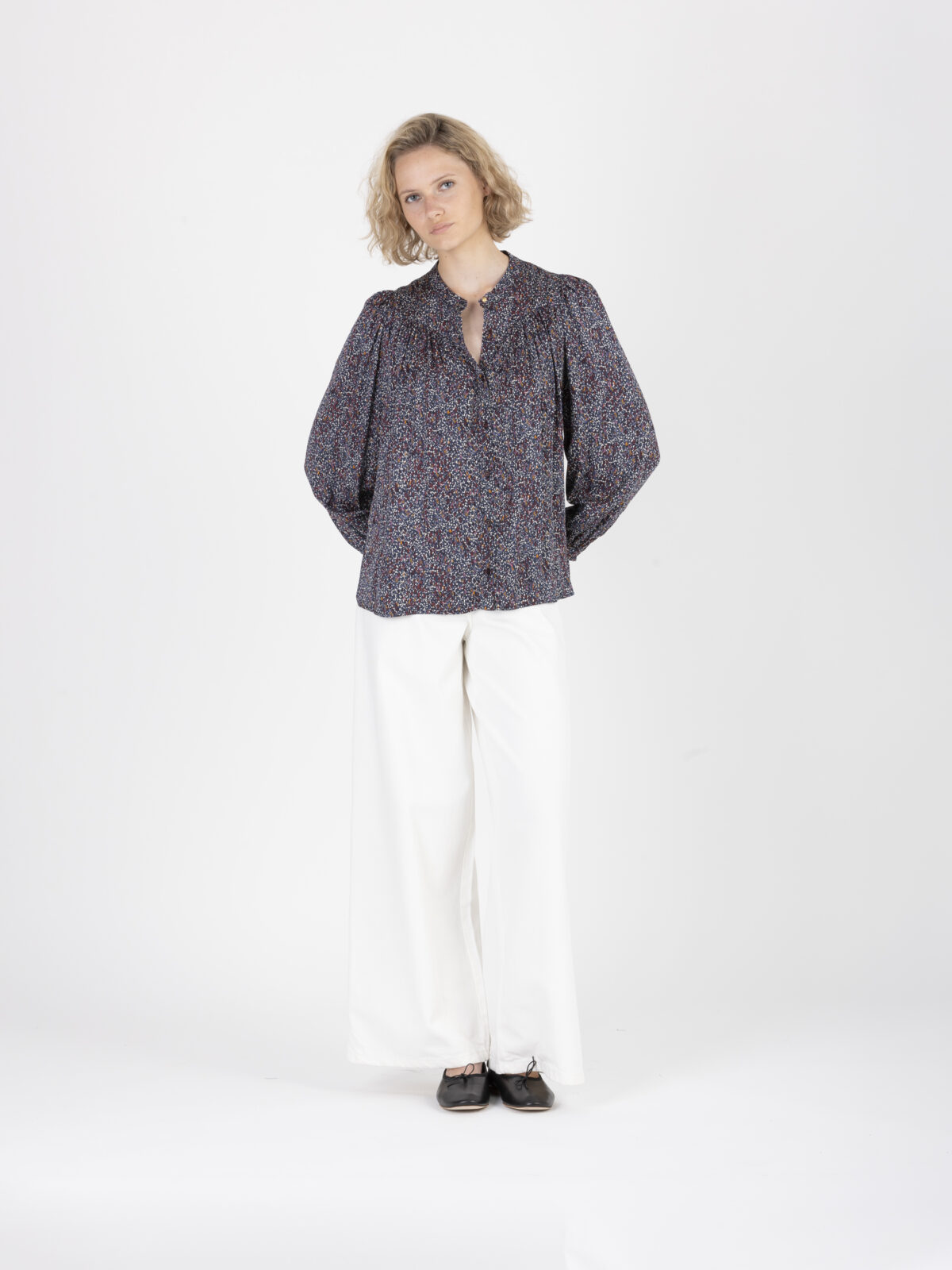 leonce-gathered-balloon-sleeves-satin-viscose-sessun-blouse-matchboxathens