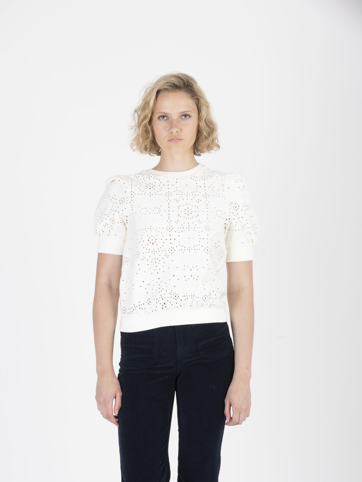 lael-tshirt-sweatshirt-openwork-knit-balloon-sleeves-bash-matchboxathens