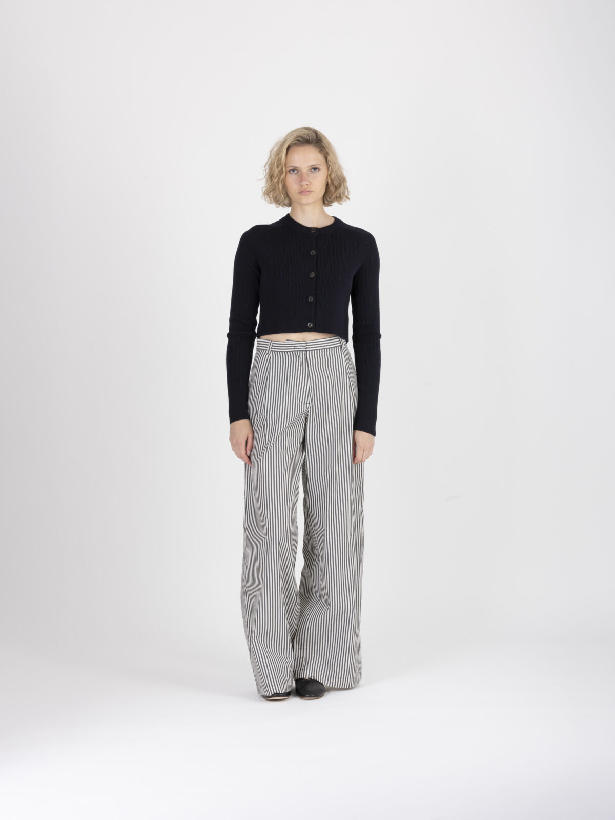 provencia-whiblack-striped-pants-poplin-cotton-loose-high-waisted-sessun-matchboxathens