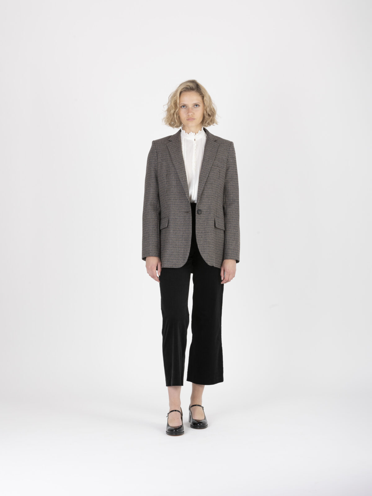 tilia-jacket-wool-straight-cut-fitted-shoulders-vanessa-bruno-matchboxathens