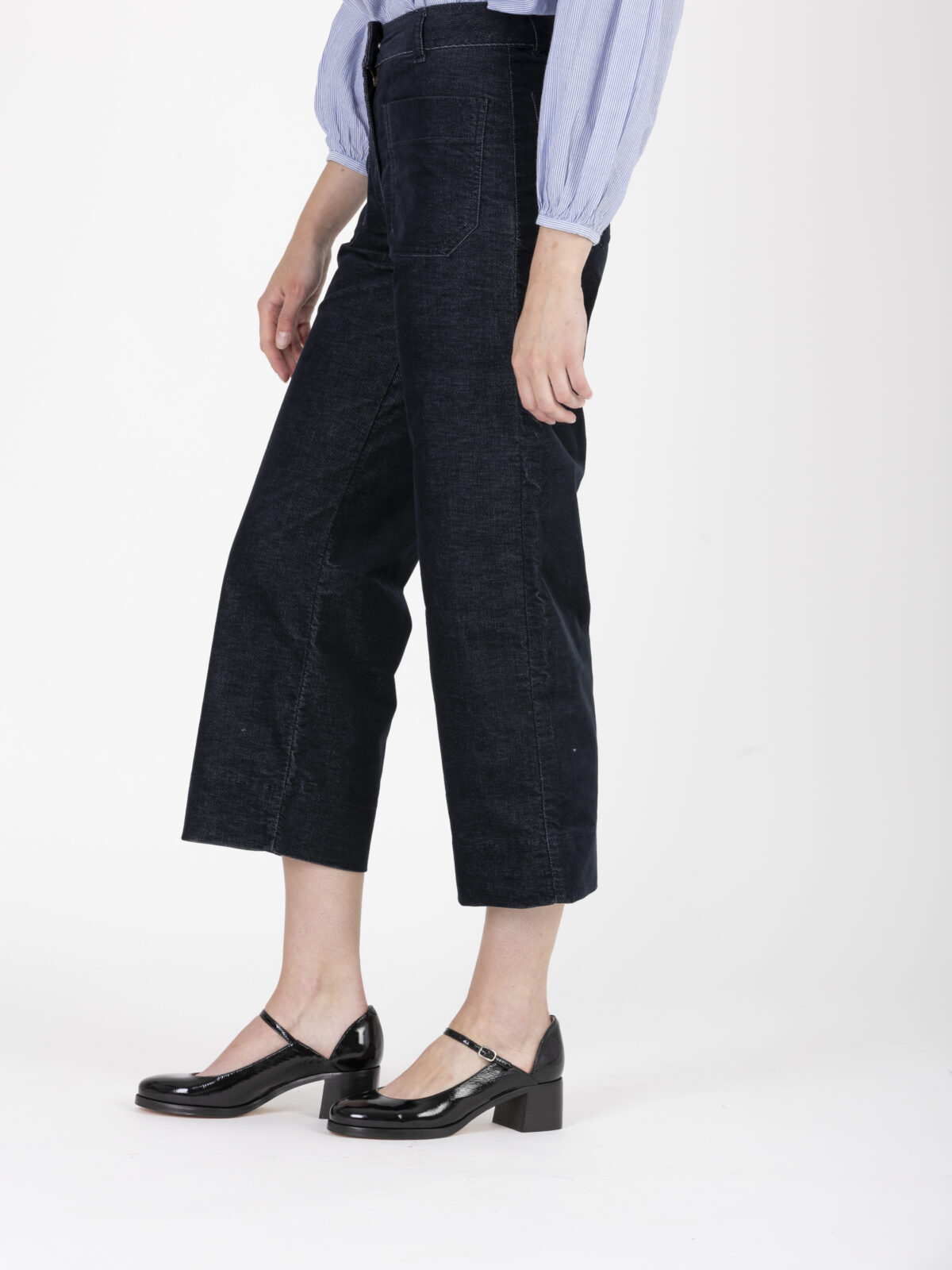 hud-velvet-blue-corduroy-cropped-pants-patch-pockets-sessun-matchboxathens