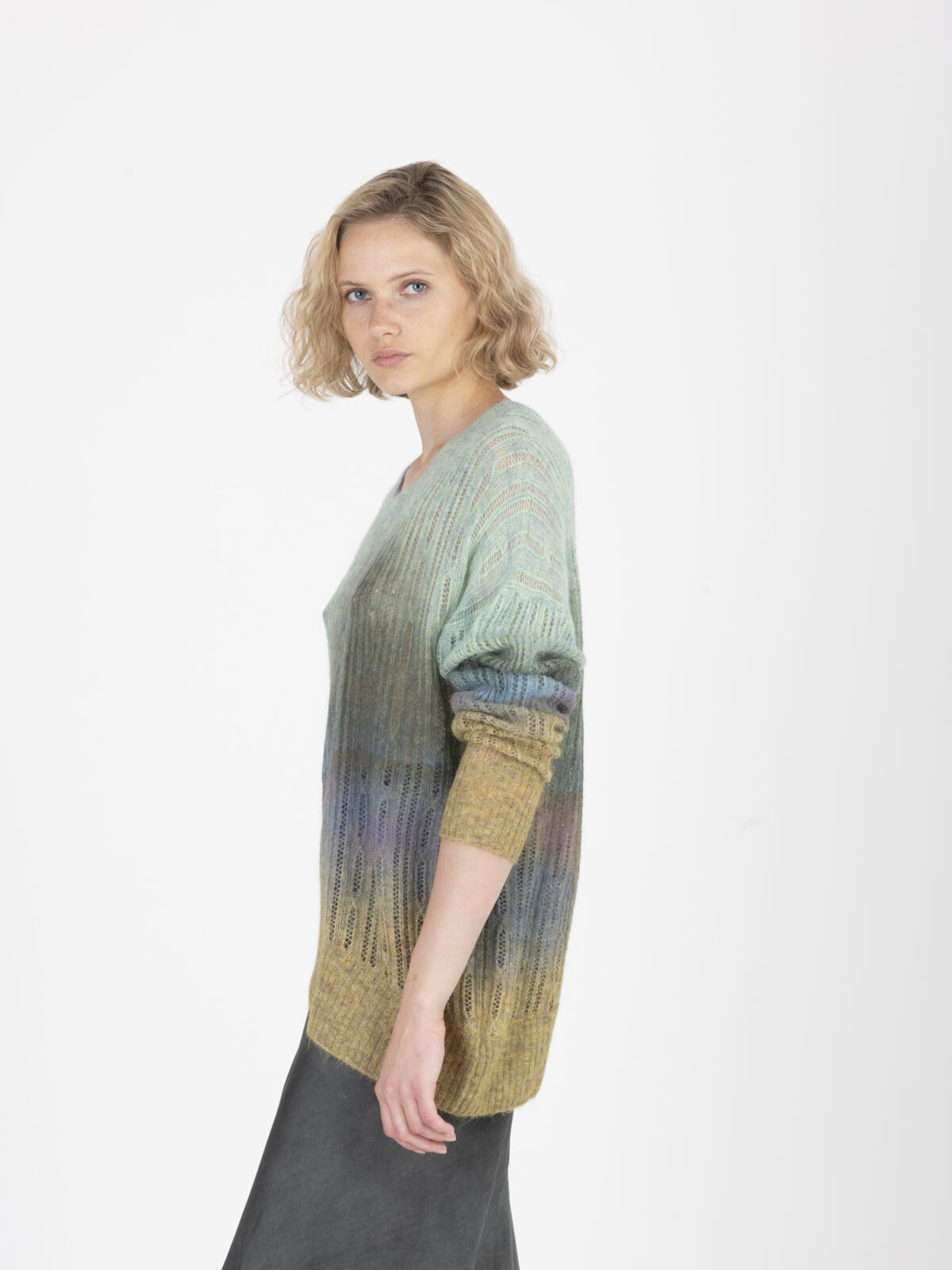 ishan-sweater-wool-asymmetrical-degrade-mesdemoiselles-matchboxathens