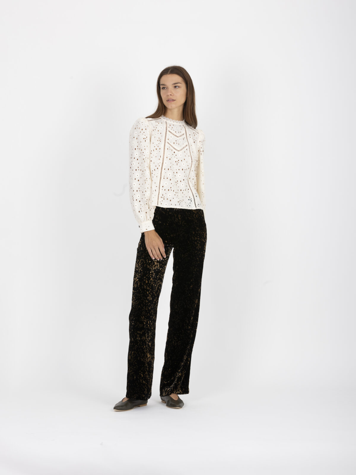 polpulaire-velvet-leopard-pants-lapetitefrancaise-flared-matchboxathens