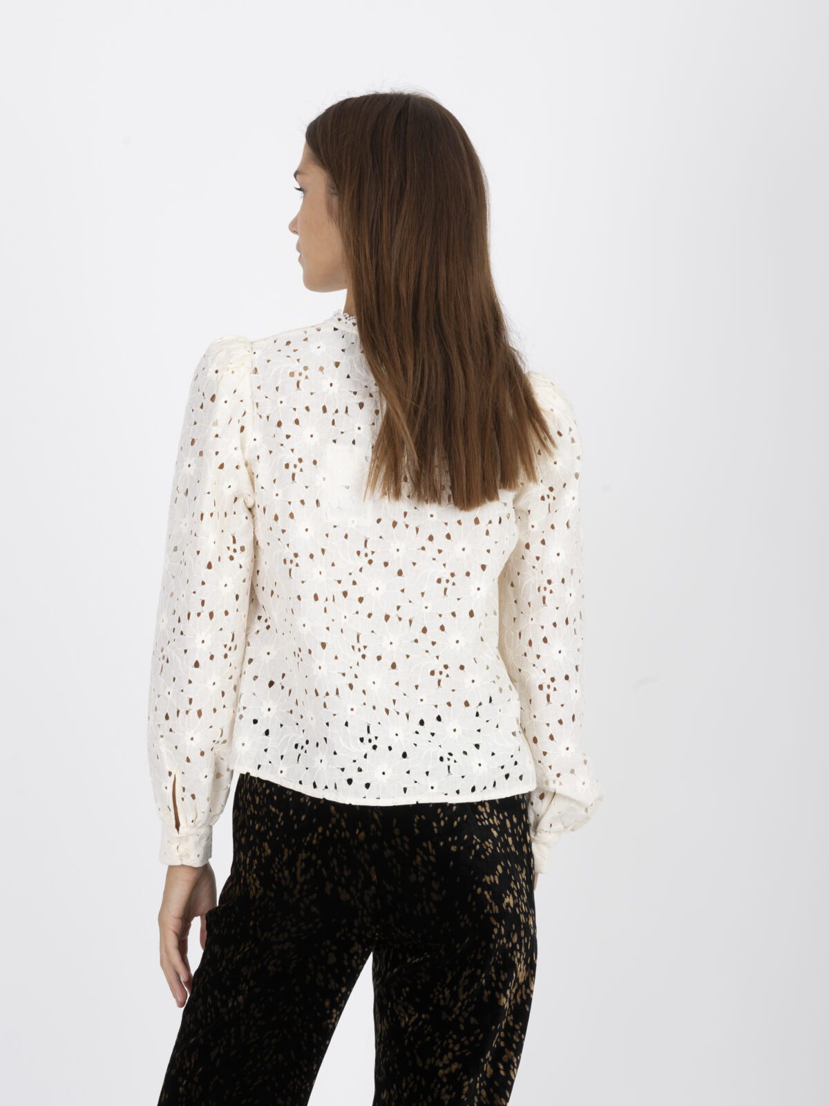 lais-guipure-lace-blouse-high-neck-suncoo-matchboxathens