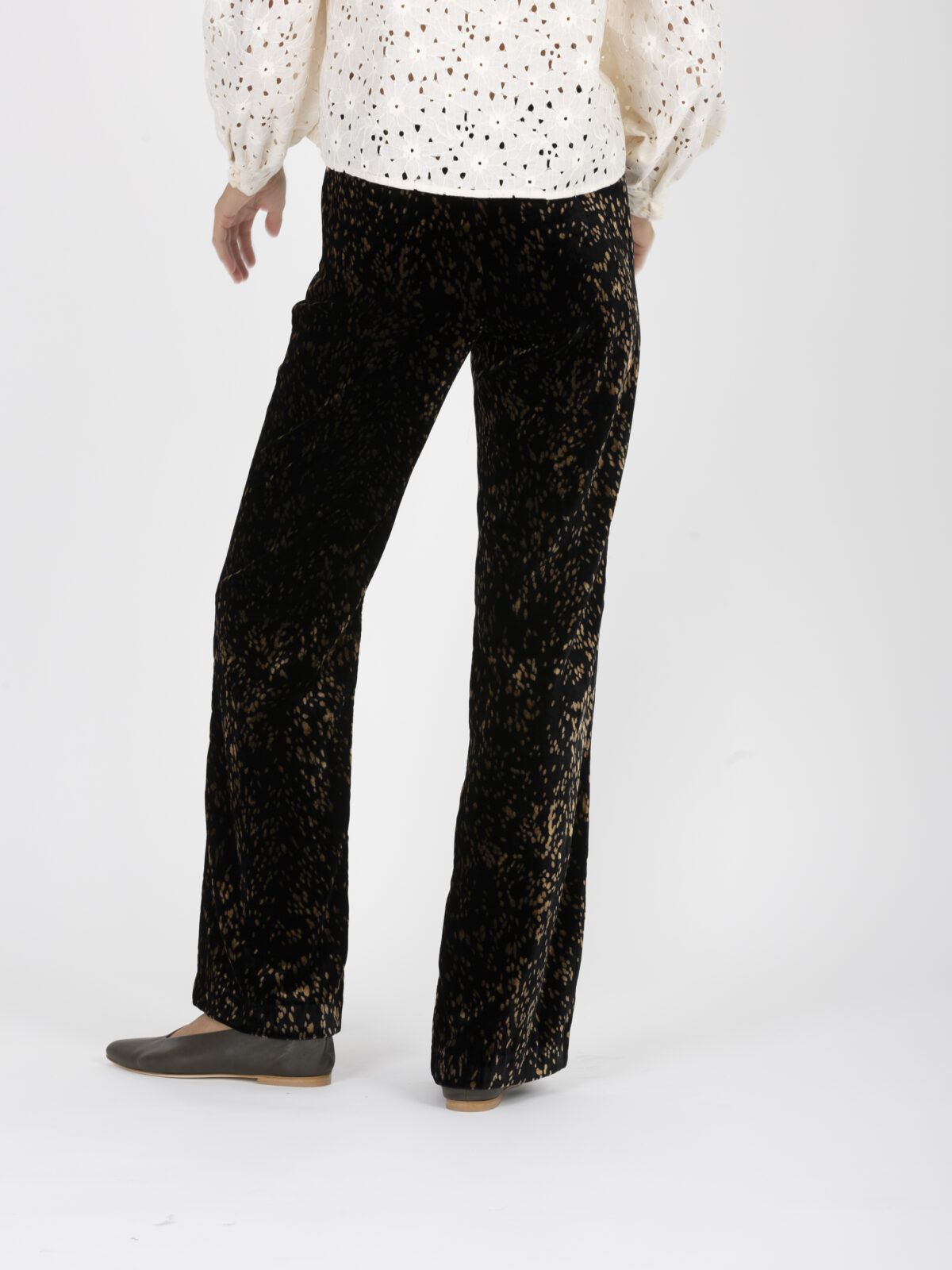 polpulaire-velvet-leopard-pants-lapetitefrancaise-flared-matchboxathens