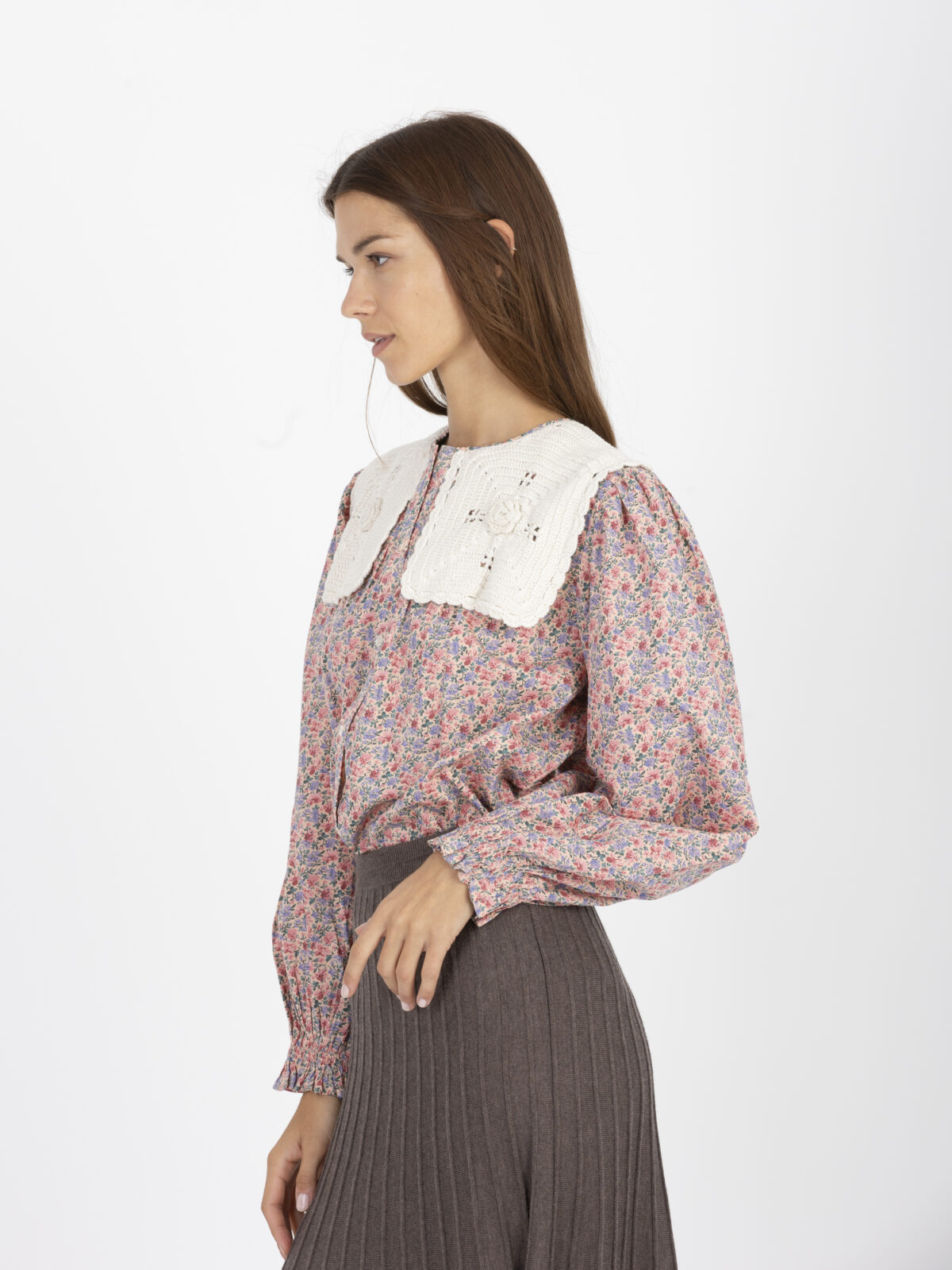 vicky-floral-blouse-crochete-collar-louise-misha-matchboxathens