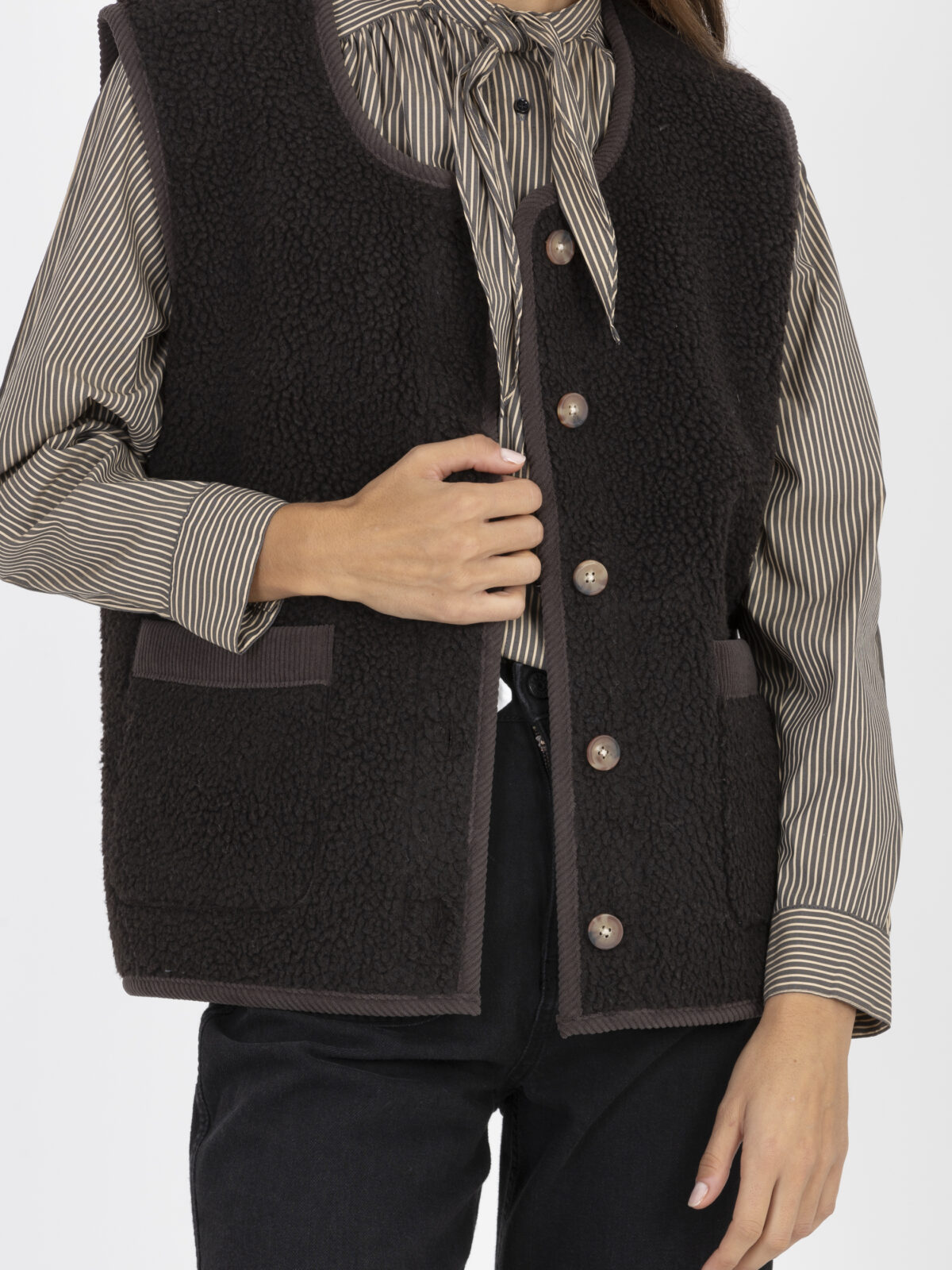 barney-vest-sherpa-corduroy-labdip-matchboxathens