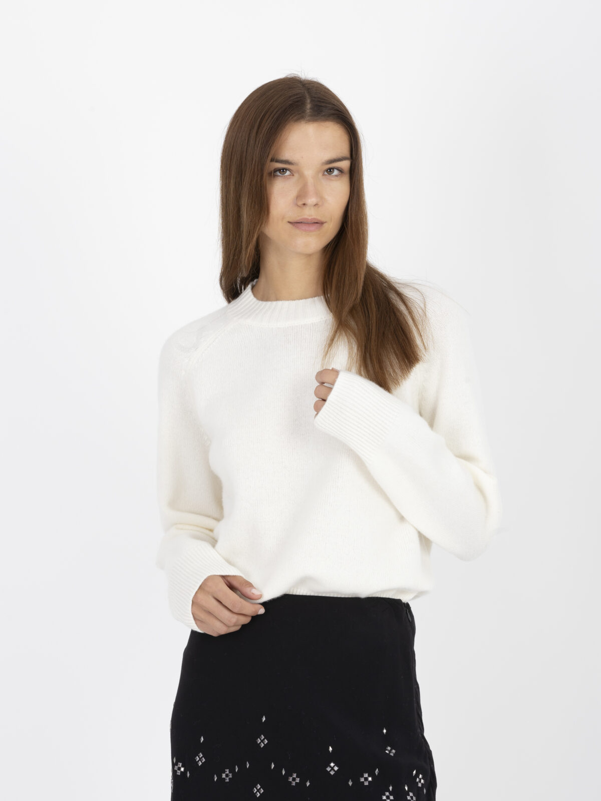 paulvar-off-white-wool-sweater-ribbed-edges-suncoo-matchboxathens