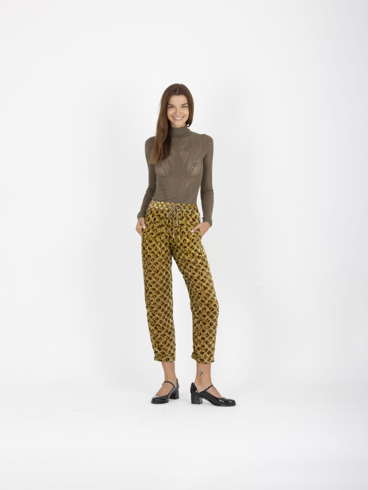 kusa-velvet-devore-khaki-dots-pants-jogging-staright-mesdemoiselles-matchboxathens