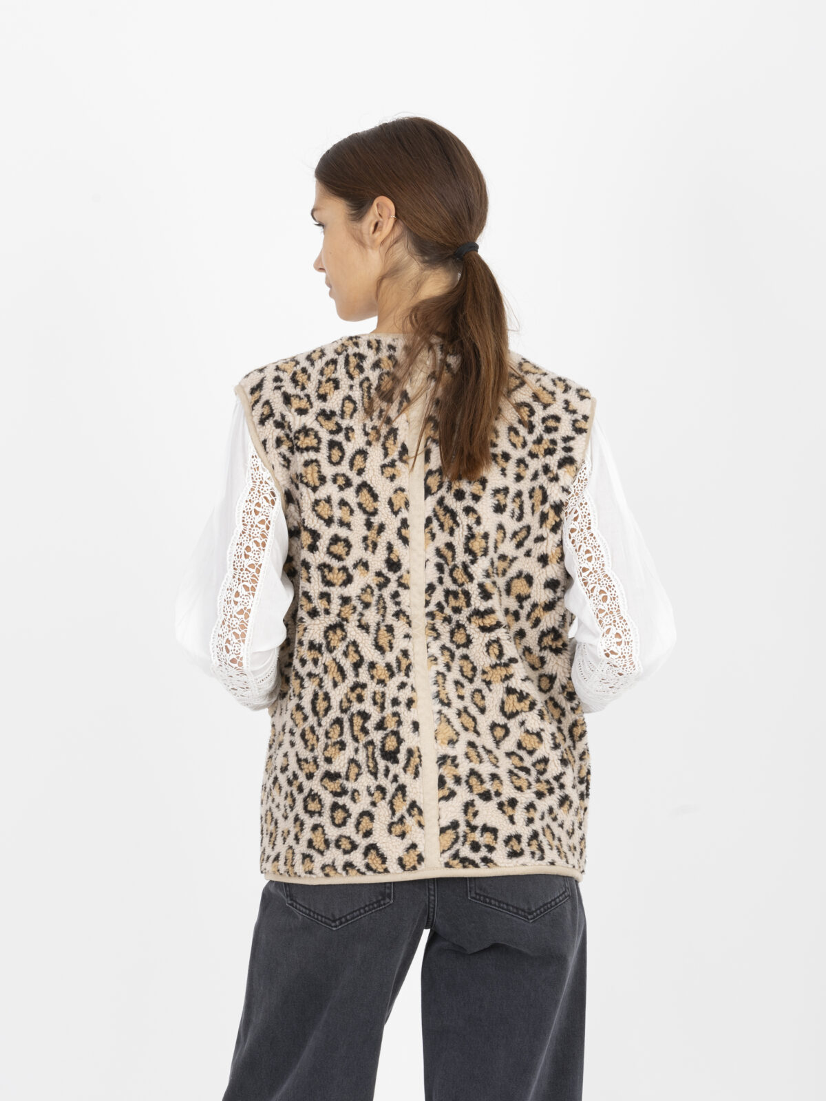 barney-leopard-sherpa-suede-vest-labdip-matchboxathens