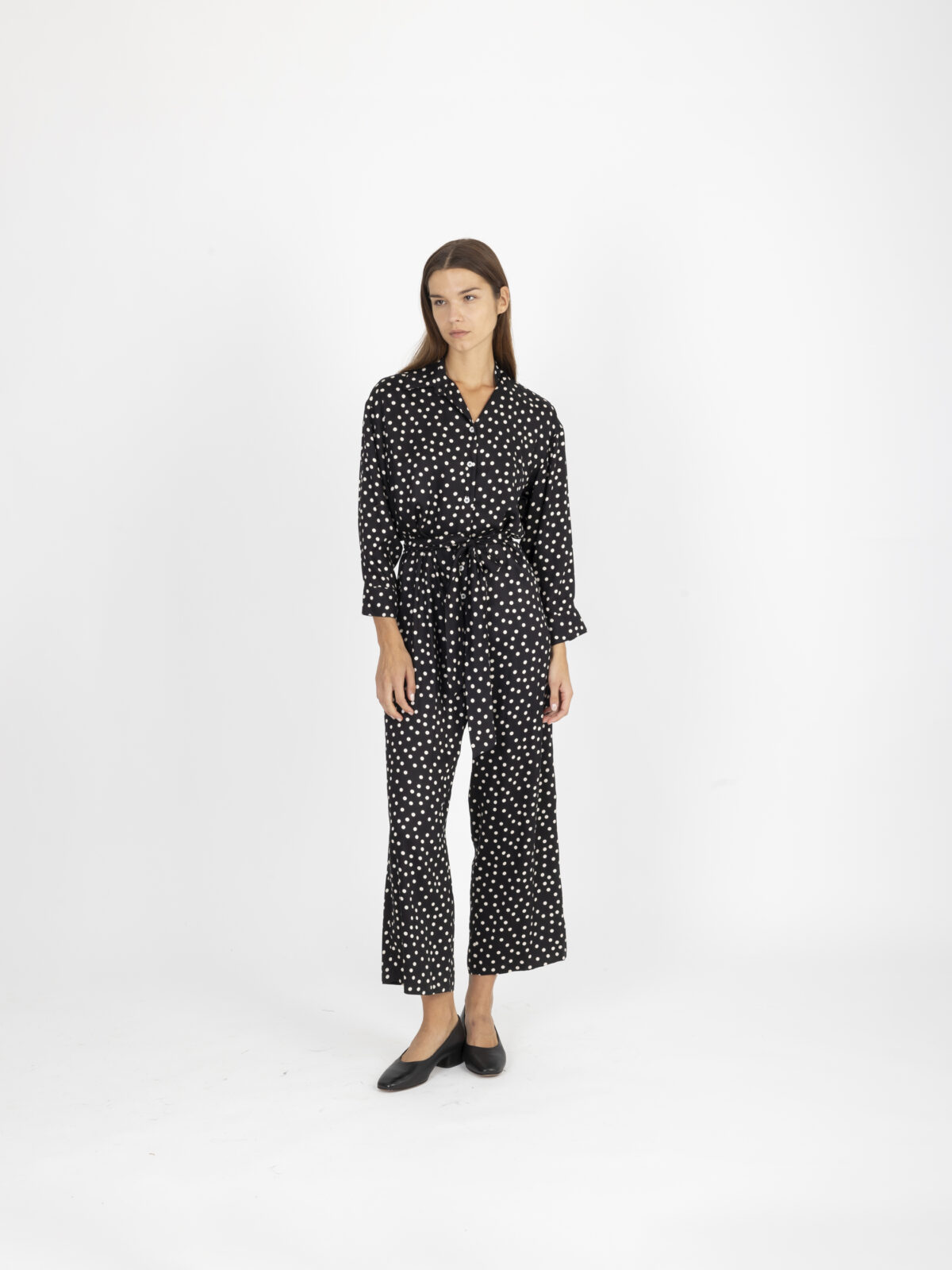 flo-jumpsuit-black-dot-silky-viscose-belt-boliersuit-uniforme-athens-matchboxathens