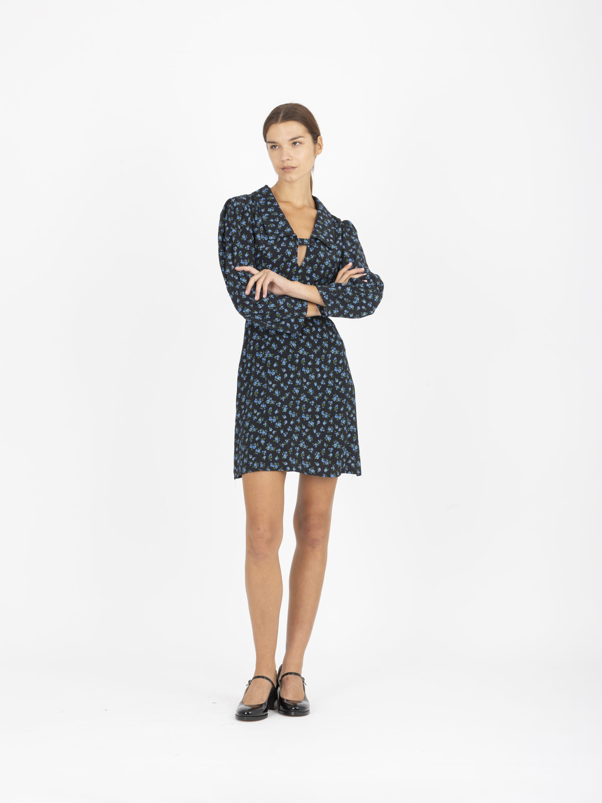 dakota-mini-dress-ditsy-black-aline-viscose-uniforme-athens-matchboxathens