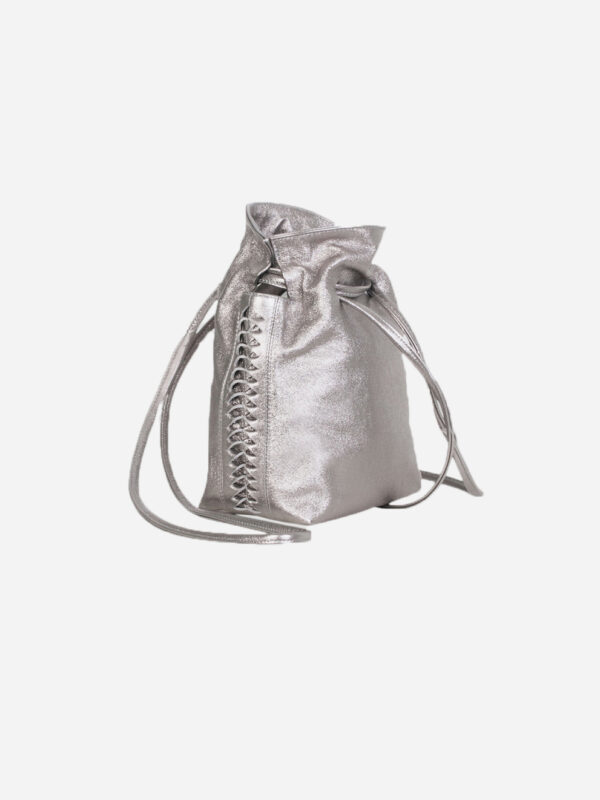 Toteme_Warhol-Silver_White-leather-bucket-bag-park-house-matchboxathens