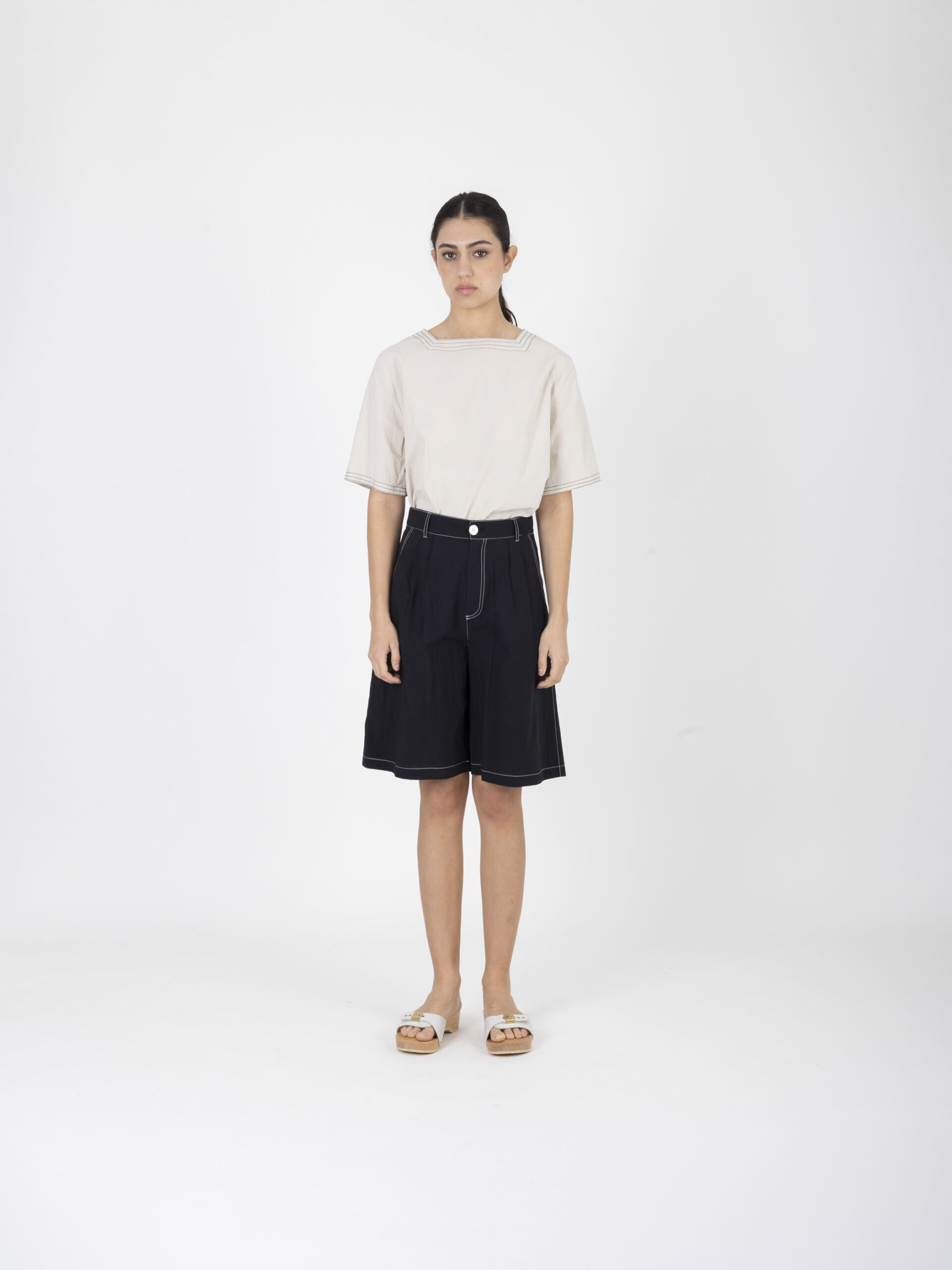 renata-black-poplin-cotton-stitching-bermuda-shorts-uniforme-matchboxathens