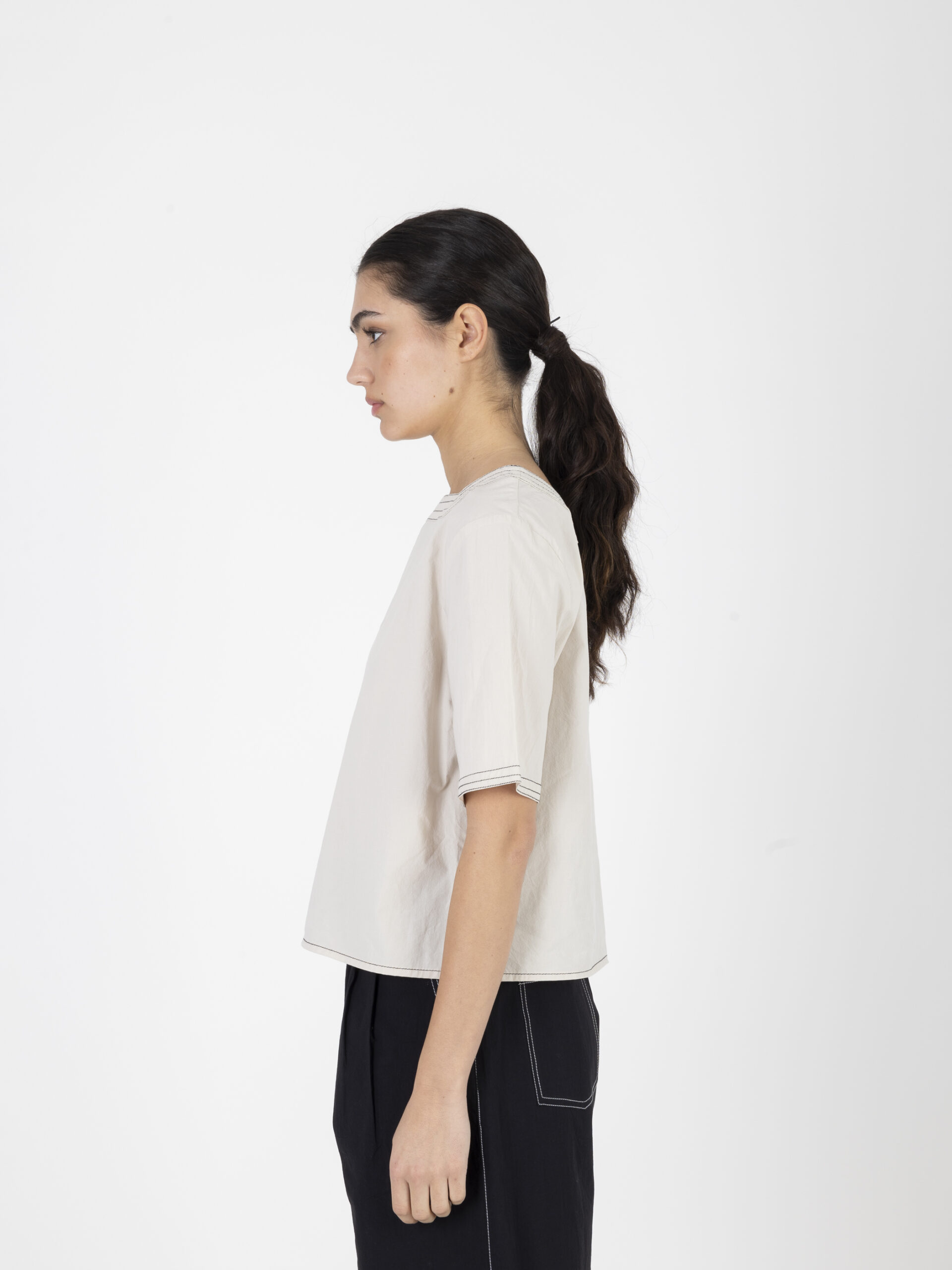 selene-top-washed-greige-cotton-square-blouse-stitching-uniforme-athens-matchboxathens