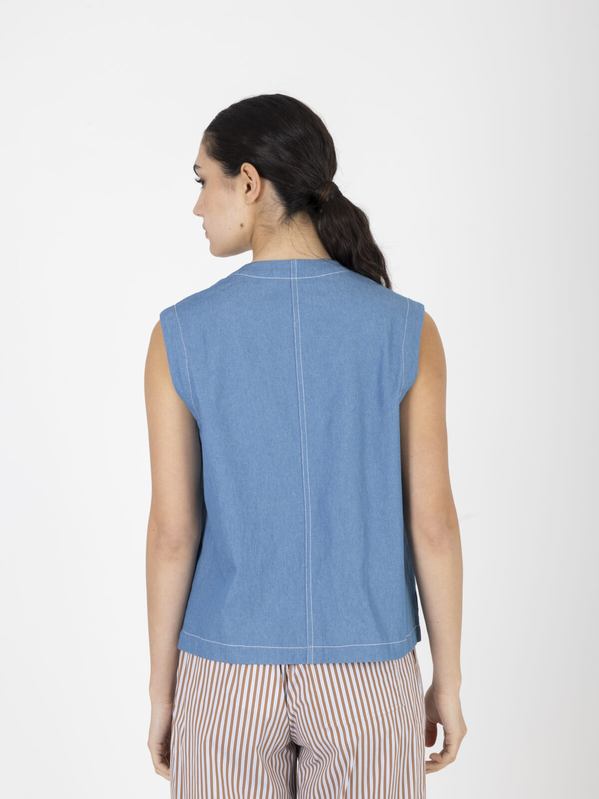 lolly-denim-vest-soft-blue-stitches-uniforme-athens-matchboxathens