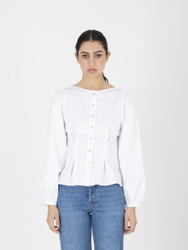 claudine-blouse-white-cotton-front-back-pleats-pearl-buttons-round-neck-rouje-matchboxathens