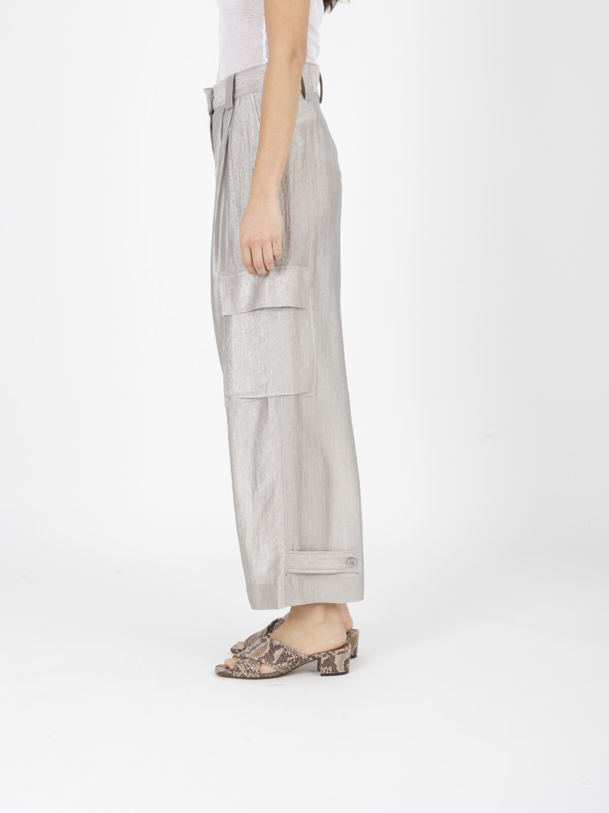 POWER-PANTS-SILVER-TAUPE-pleated-loose-fit-mesdemoiselles-matchboxathens