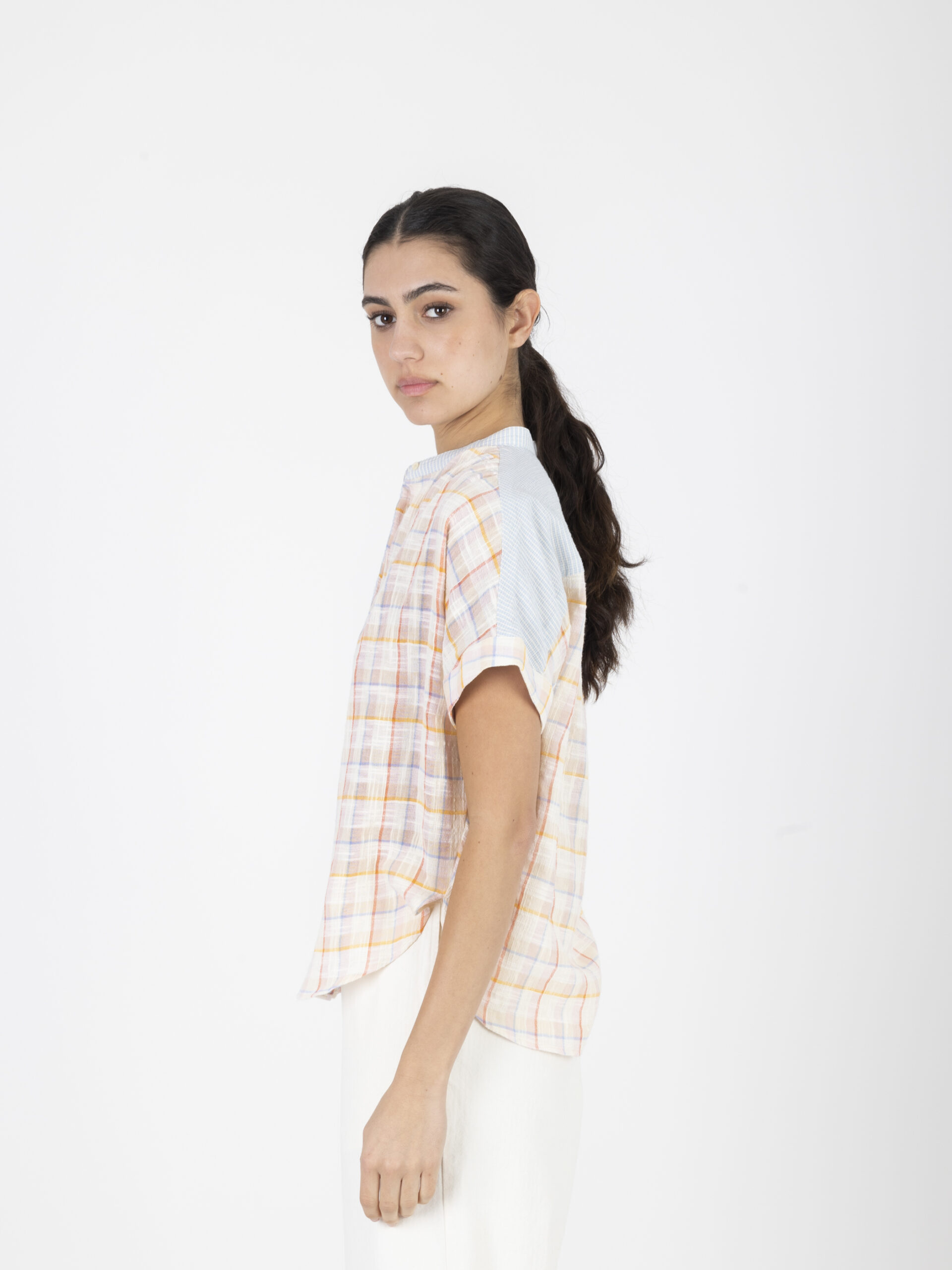 louison-checked-pink-linen-cotton-shirt-loose-sacrecoeur-matchboxathens