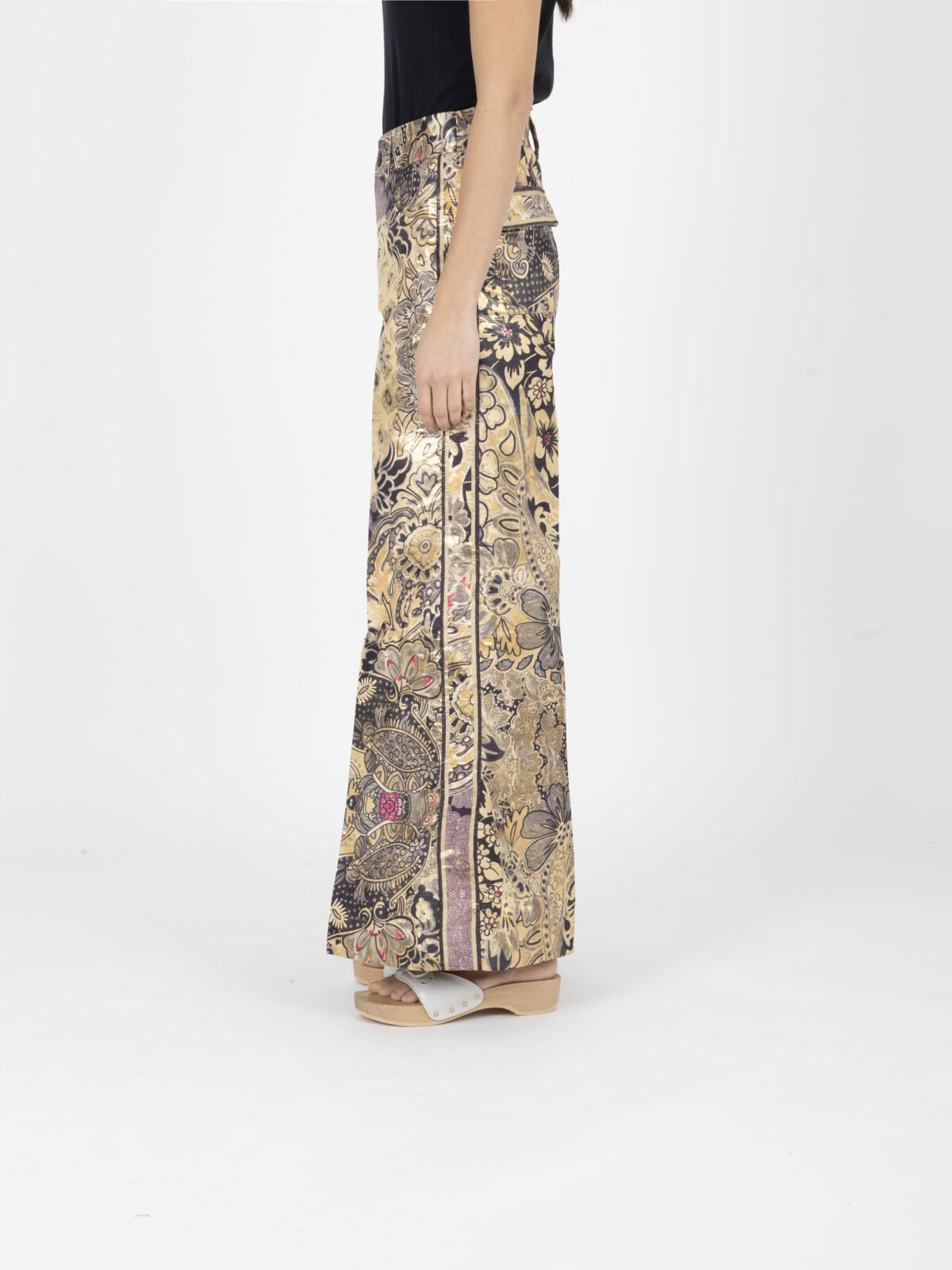 mesdemoiselles-beauty-gold-pants-brocard-matchboxathens